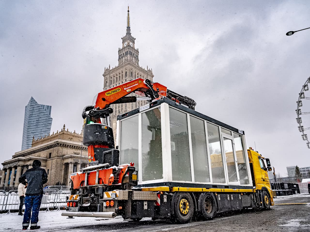 mToilet project - Specialist transport